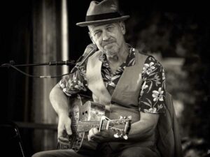 Teddy Costa, the french Blues Player