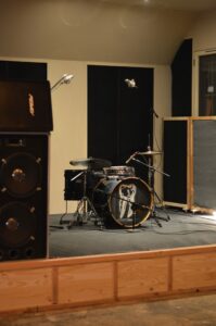 PAPA LEGBA RECORDS // Label indépendant et studio d'enregistrement Scène + batterie
